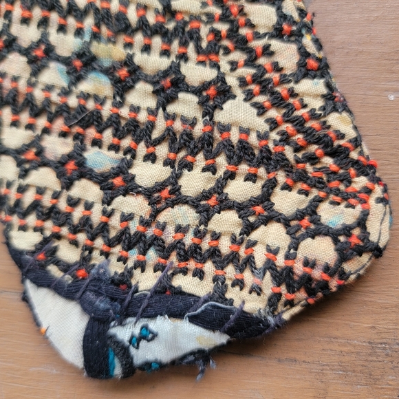 🌎👽 Free People Boho Embroidered Repurposed vtg banjara hippie Wallet card case - Picture 12 of 16